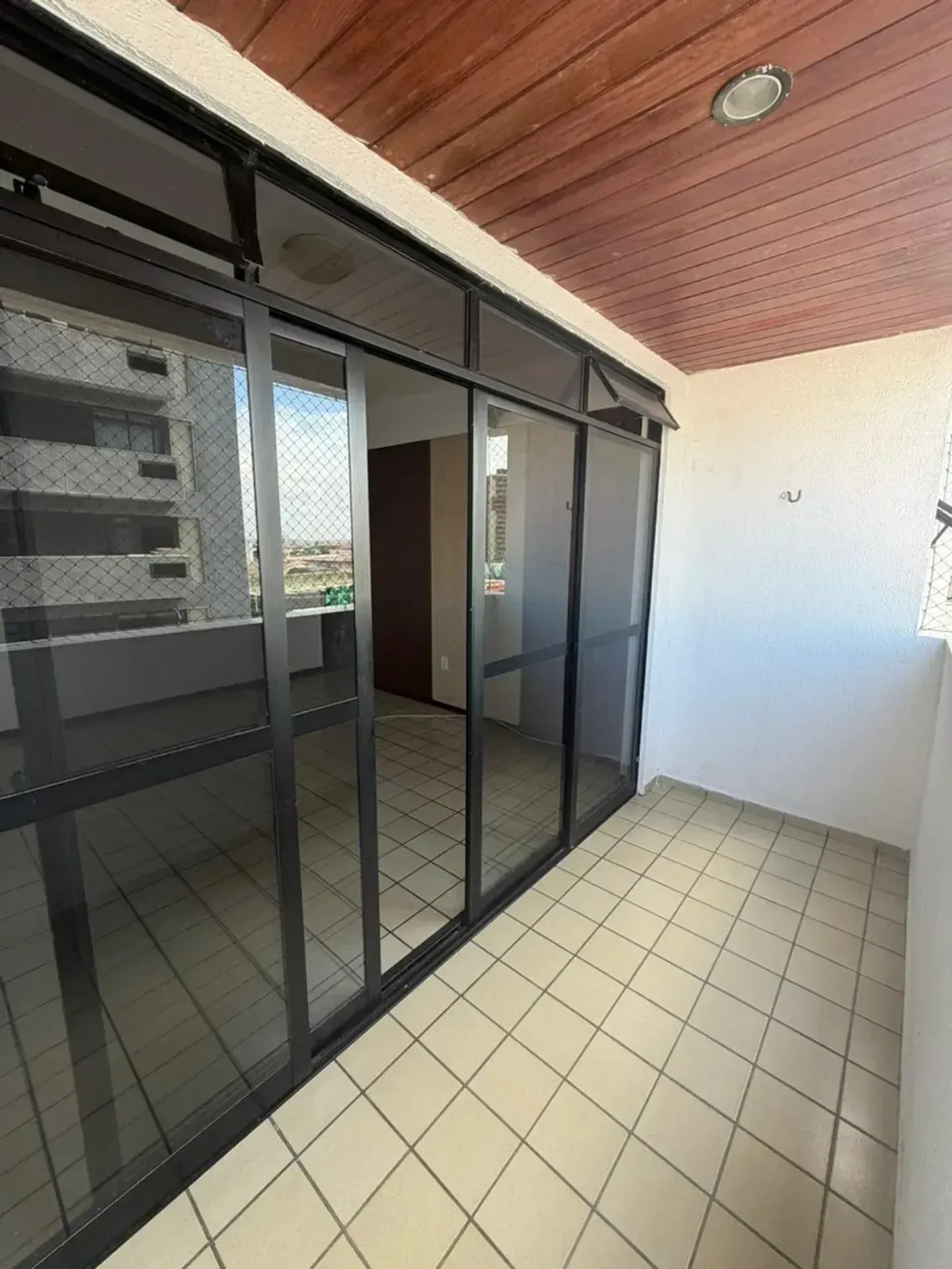3-bedroom apartment with en-suite and 1 parking space