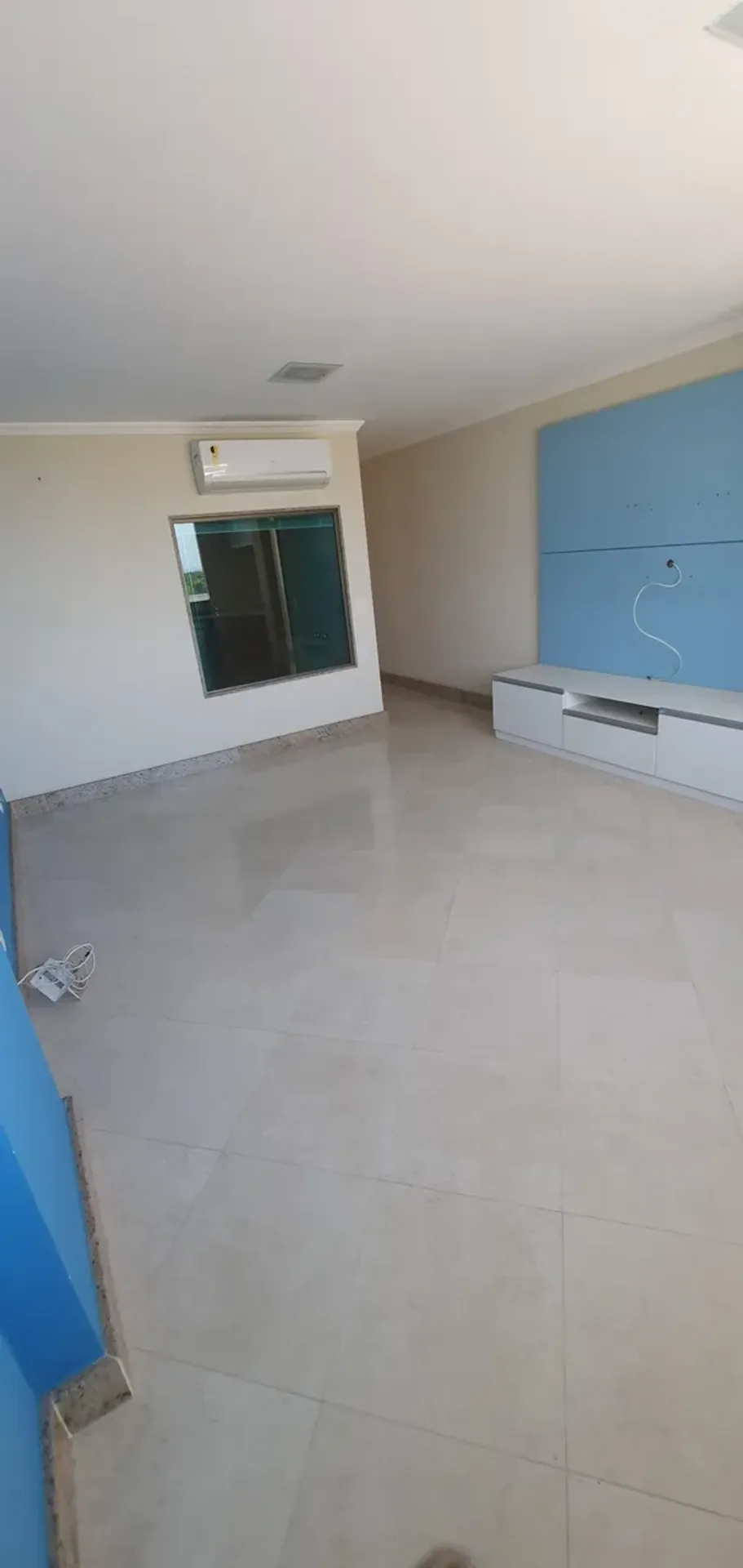 Duplex penthouse with 381 m² and a built-in grill balcony — photo 20