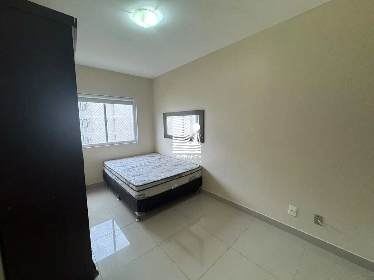 55 m² apartment with a home office and a washing machine — photo 11