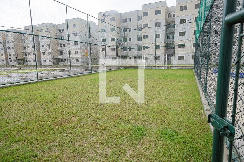 2-bedroom rental apartment with balcony sink and grill — photo 3
