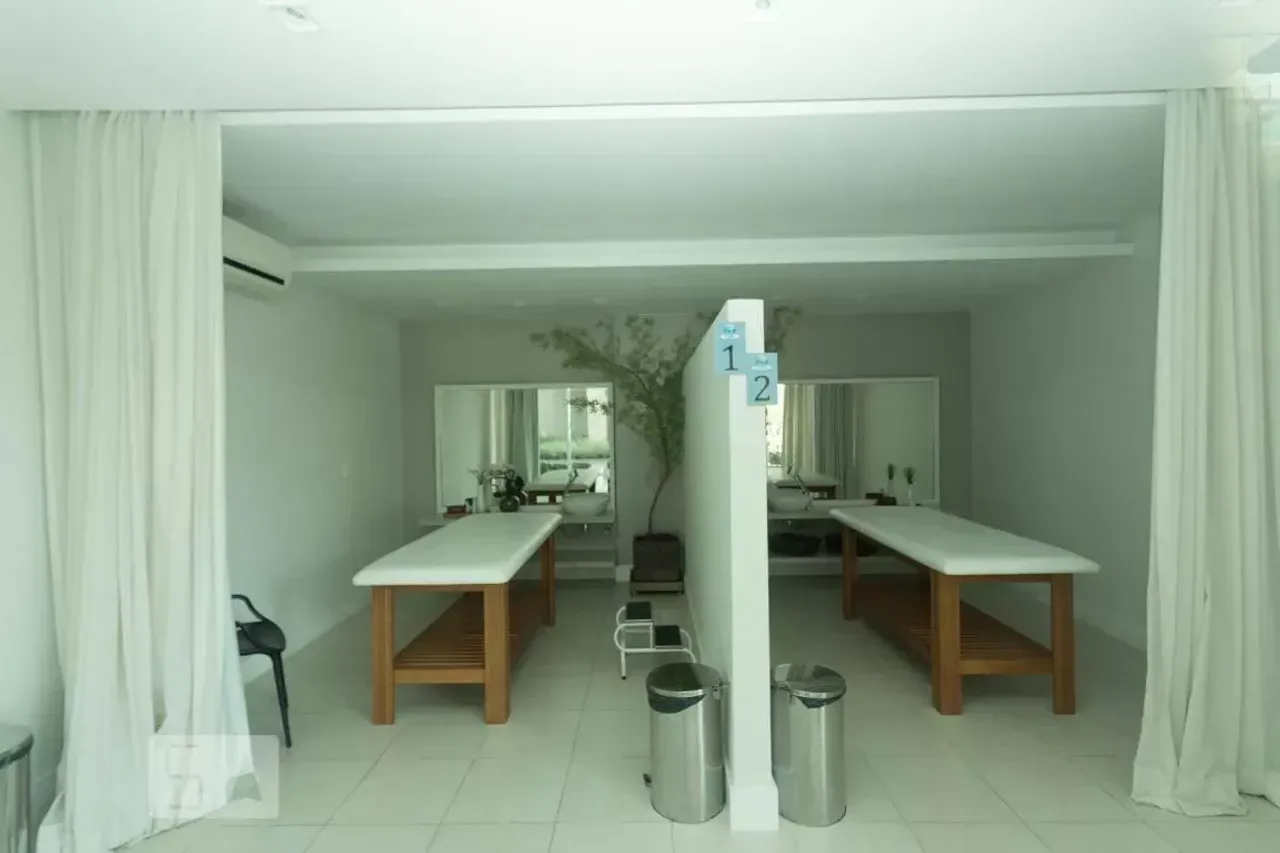 Furnished 93 m² apartment with 3 bedrooms and 1 parking — photo 56