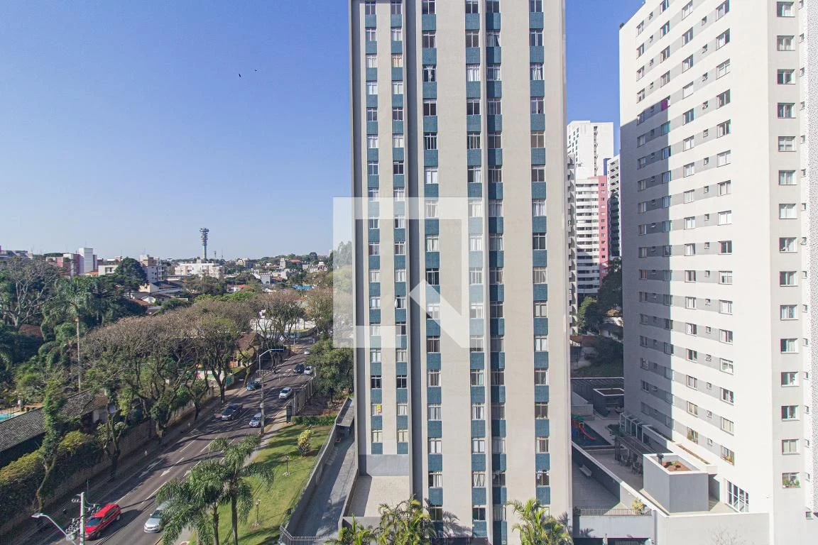 Furnished apartment, 97 m², with a glass-enclosed balcony — photo 29