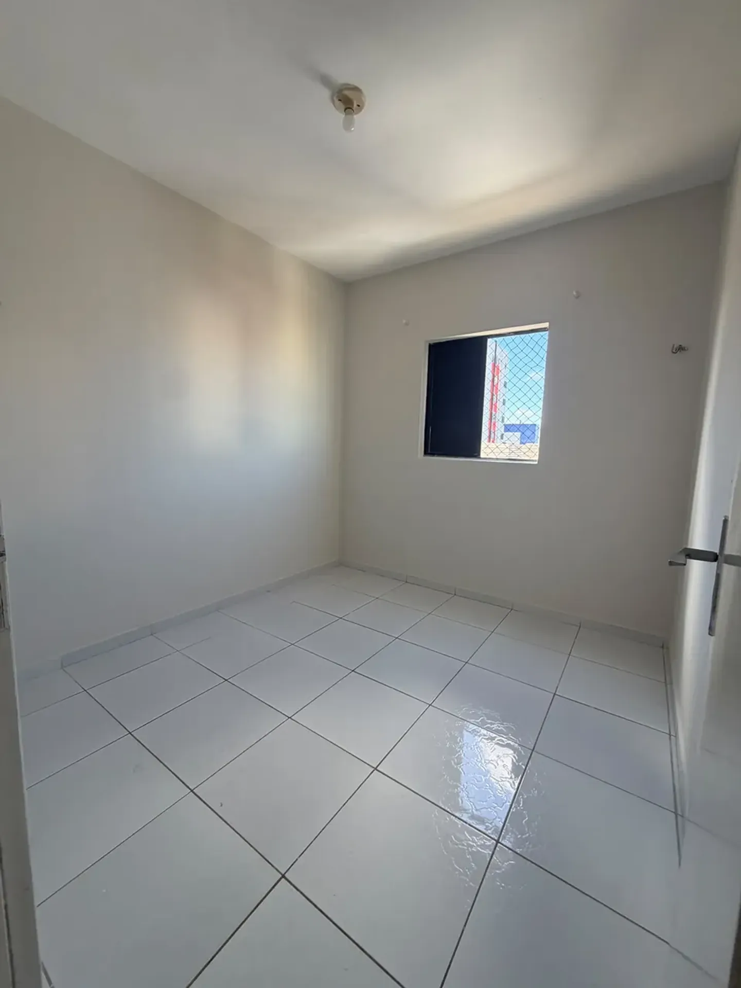 3-bedroom apartment, 1 with its own bathroom, 70 m² — photo 4