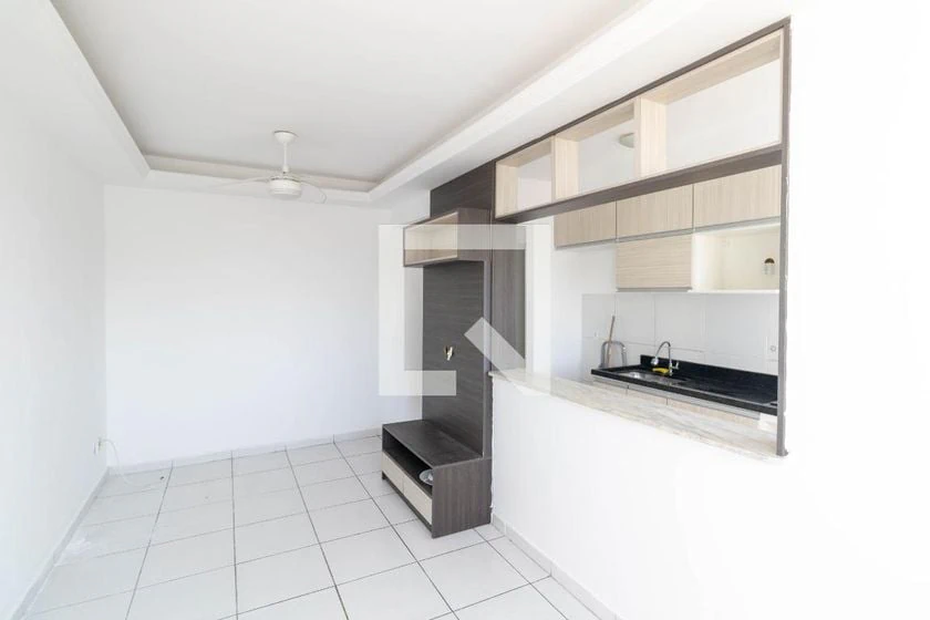 2-bedroom apartment with open-plan gas kitchen — photo 8