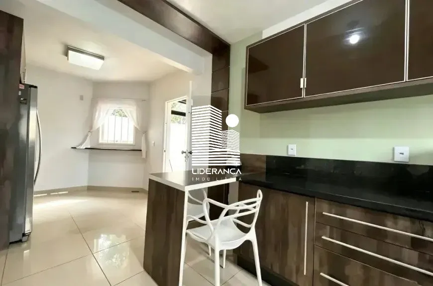 Casa con 5 dormitorios y piscina compartida — photo 9