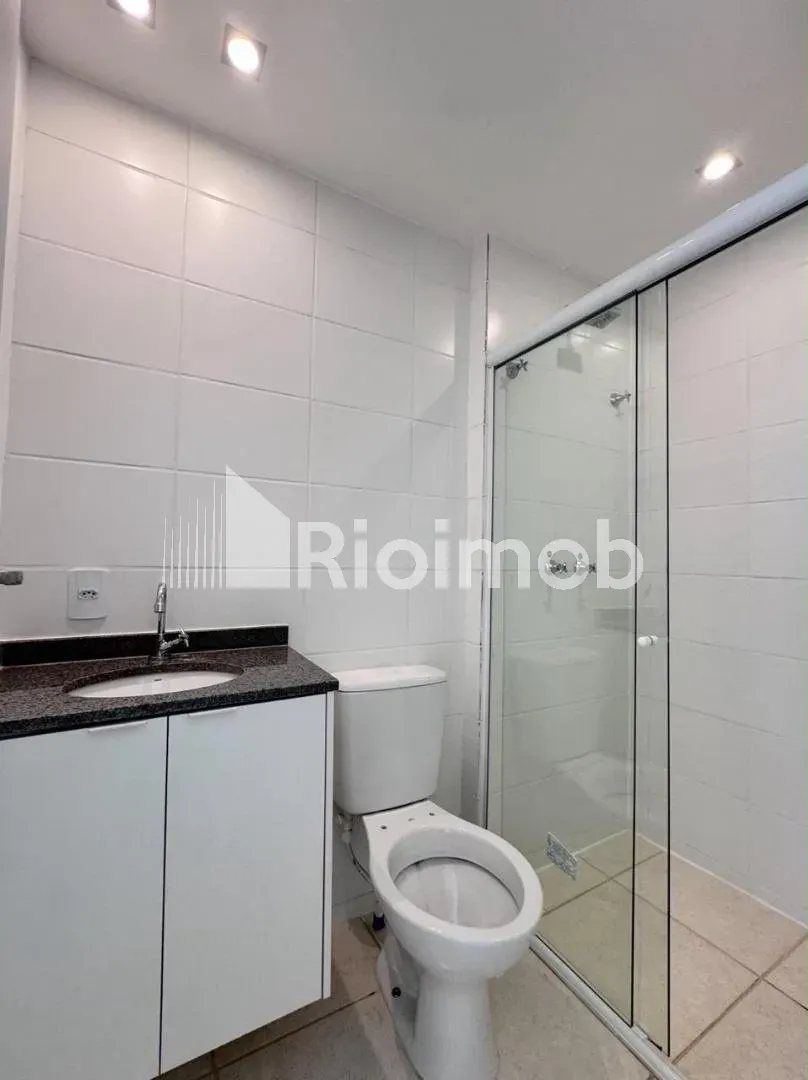 2-bedroom apartment with 1 en-suite and mountain views — photo 17