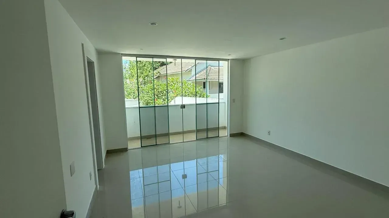 Casa com 5 quartos e 5 banheiros, 900 m² — photo 9