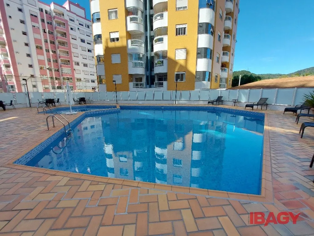 3-bedroom apartment with 1 en-suite and 2 parking spots 145 m² — photo 49