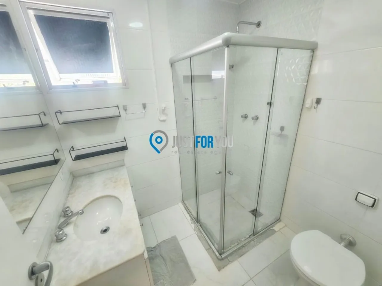 4-bedroom apartment with 3 bathrooms and 106 m² — photo 10