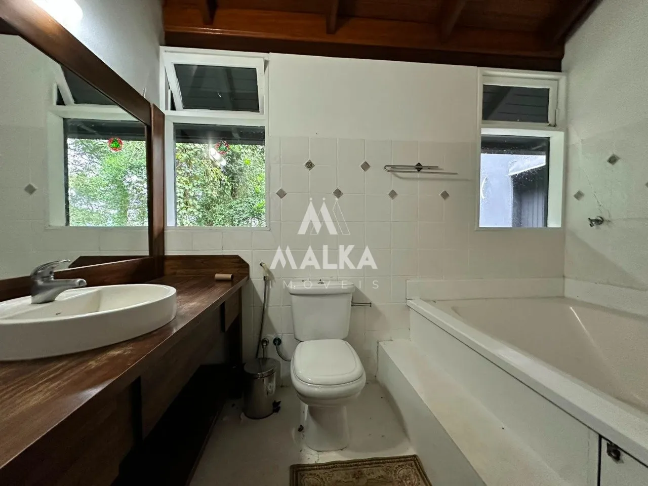 Casa mobiliada com 4 suítes e cozinha aberta a gás — photo 17
