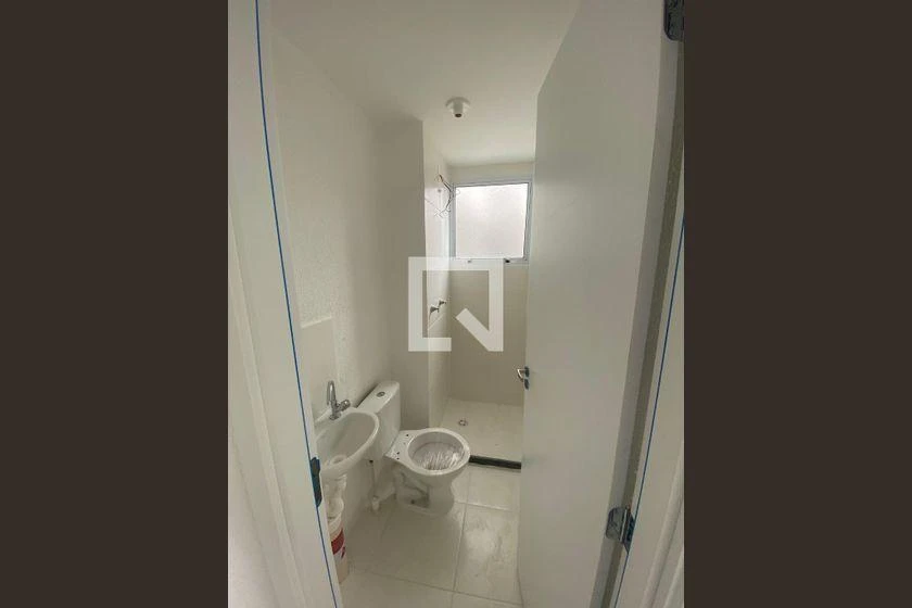 42 m² rental apartment with 2 bedrooms and 1 bathroom — photo 4