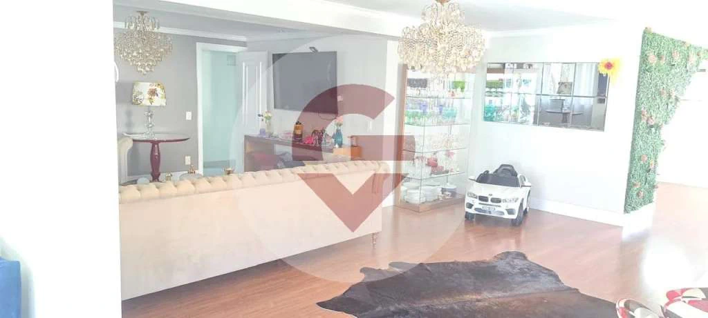 Furnished 716 m² house with 7 en-suite bedrooms — photo 10
