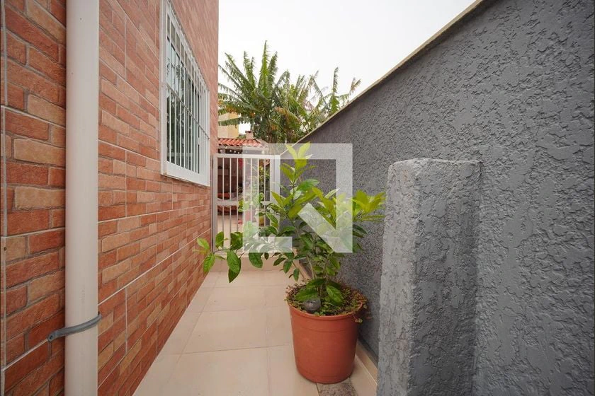 One-bedroom, 33 m² apartment in Florianópolis — photo 17