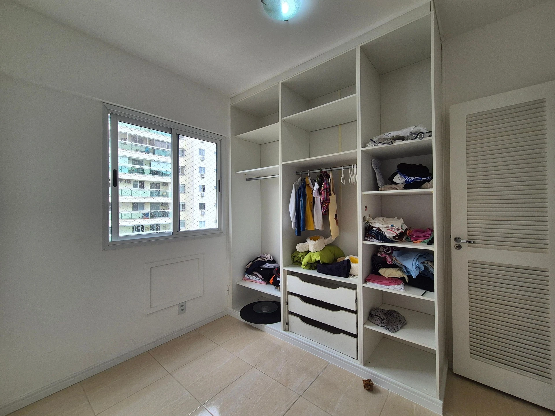 Unfurnished 3-bedroom apartment with balcony and 1 parking — photo 22