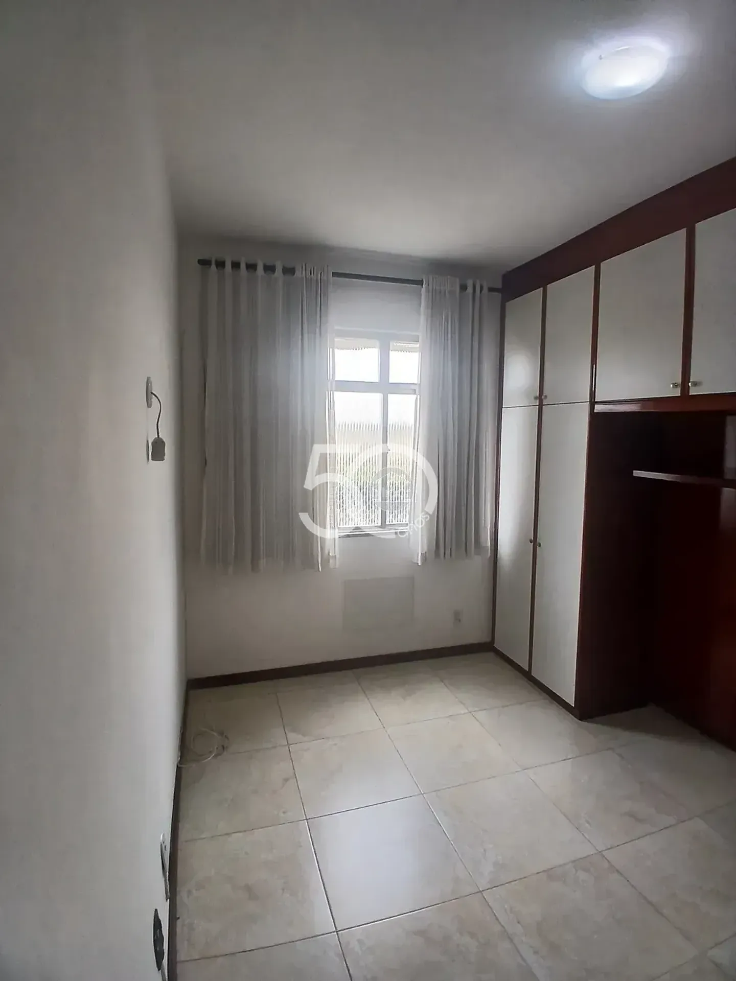 Apartamento de 2 quartos em condomínio com piscina — photo 28