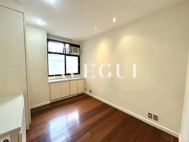 Furnished apartment, 160 m², with a washing machine — photo 3