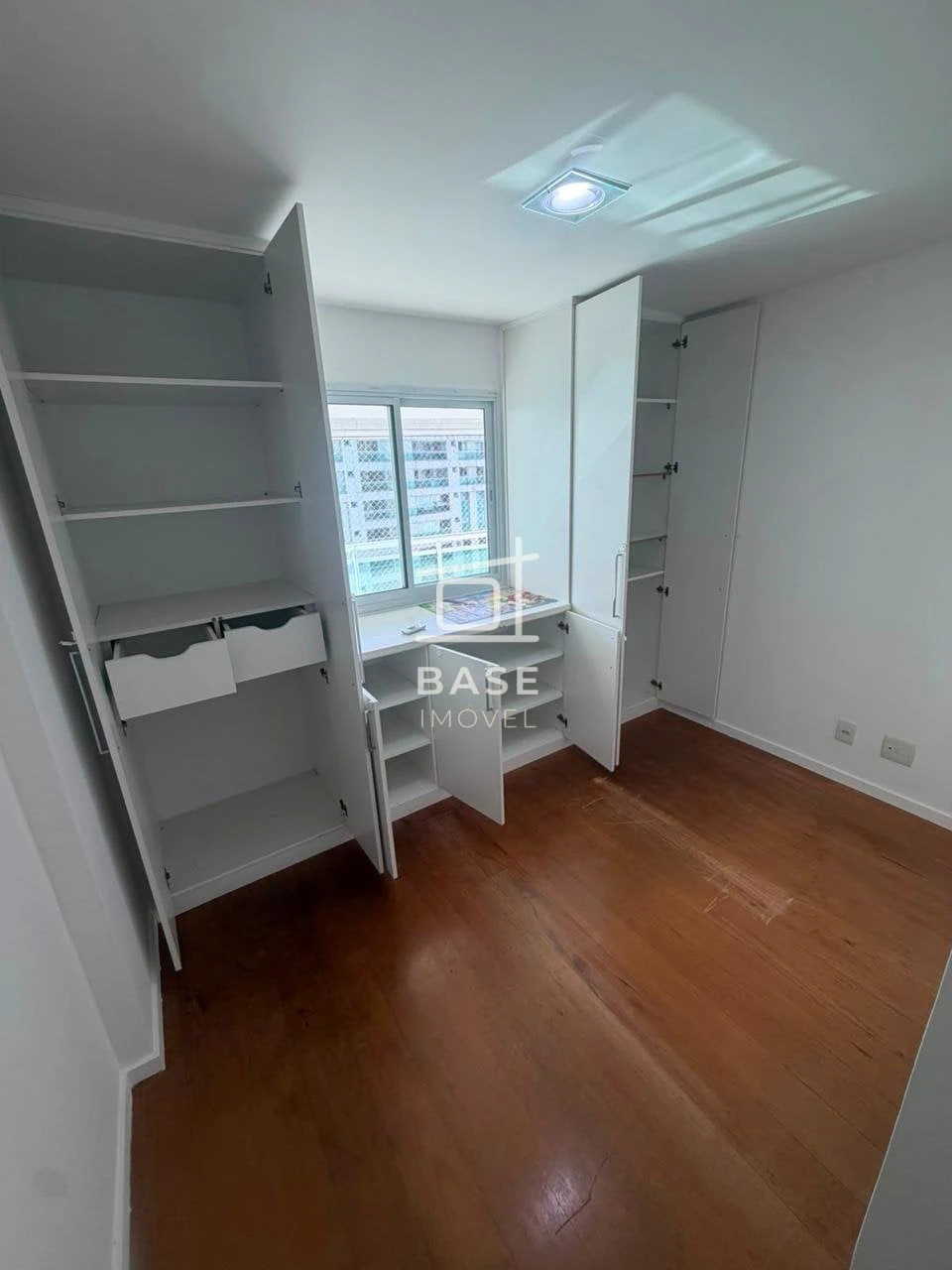 110 m² apartment with 2 suites and a balcony — photo 14