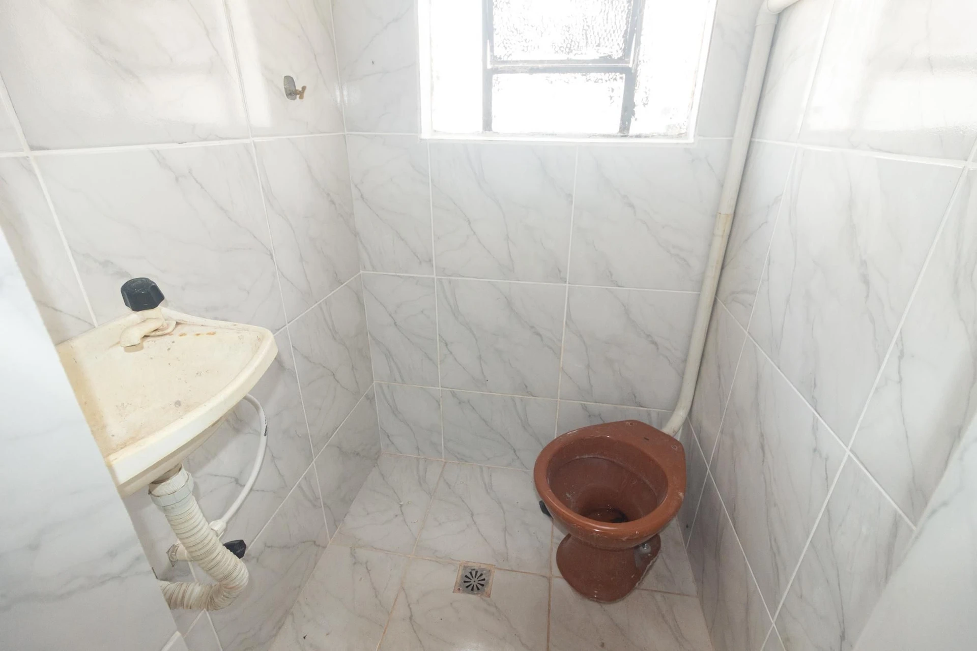1-bedroom unfurnished studio with 1 bathroom and parking — photo 16