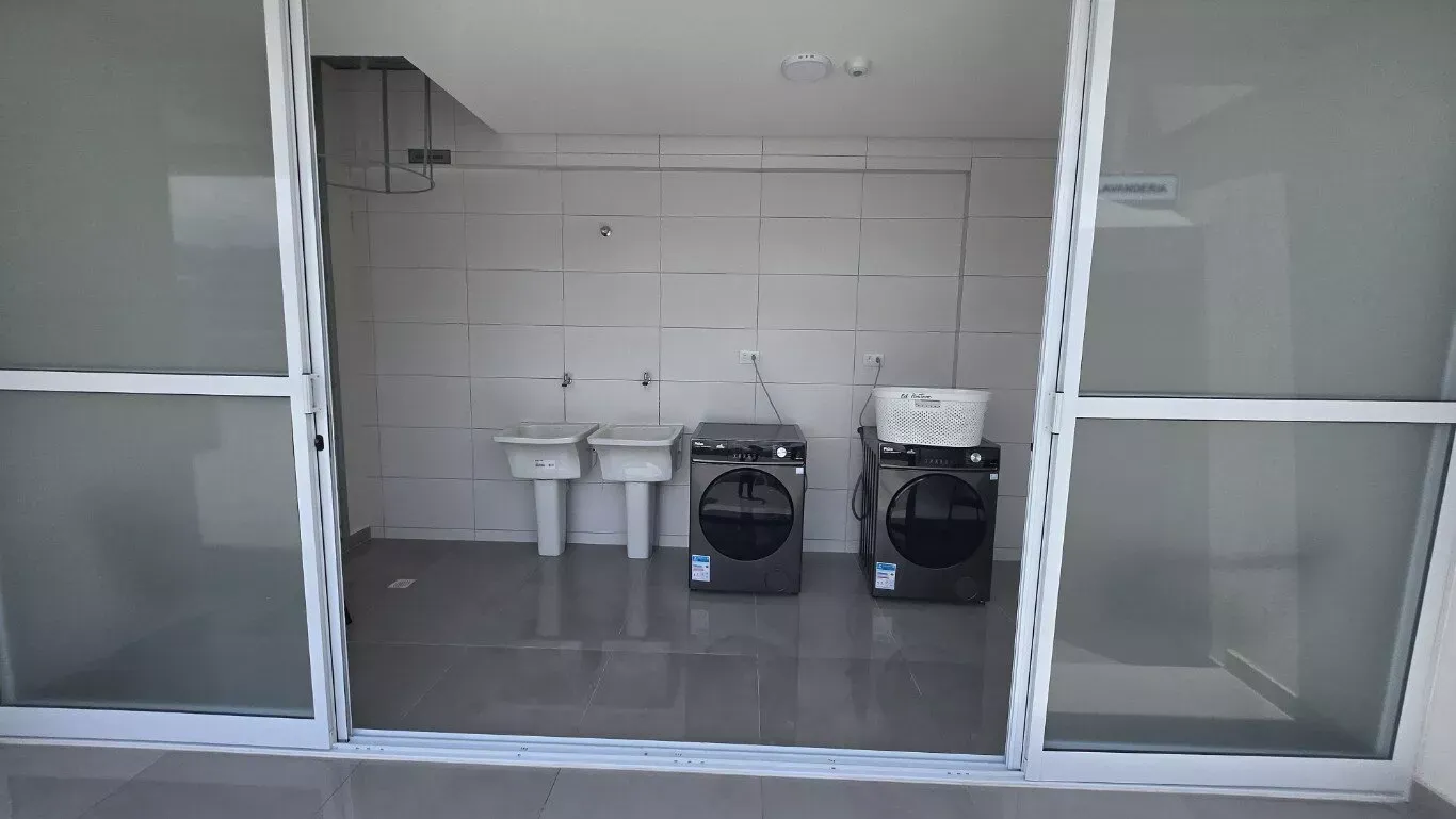 Apartment on the 6th floor with a washing machine — photo 26
