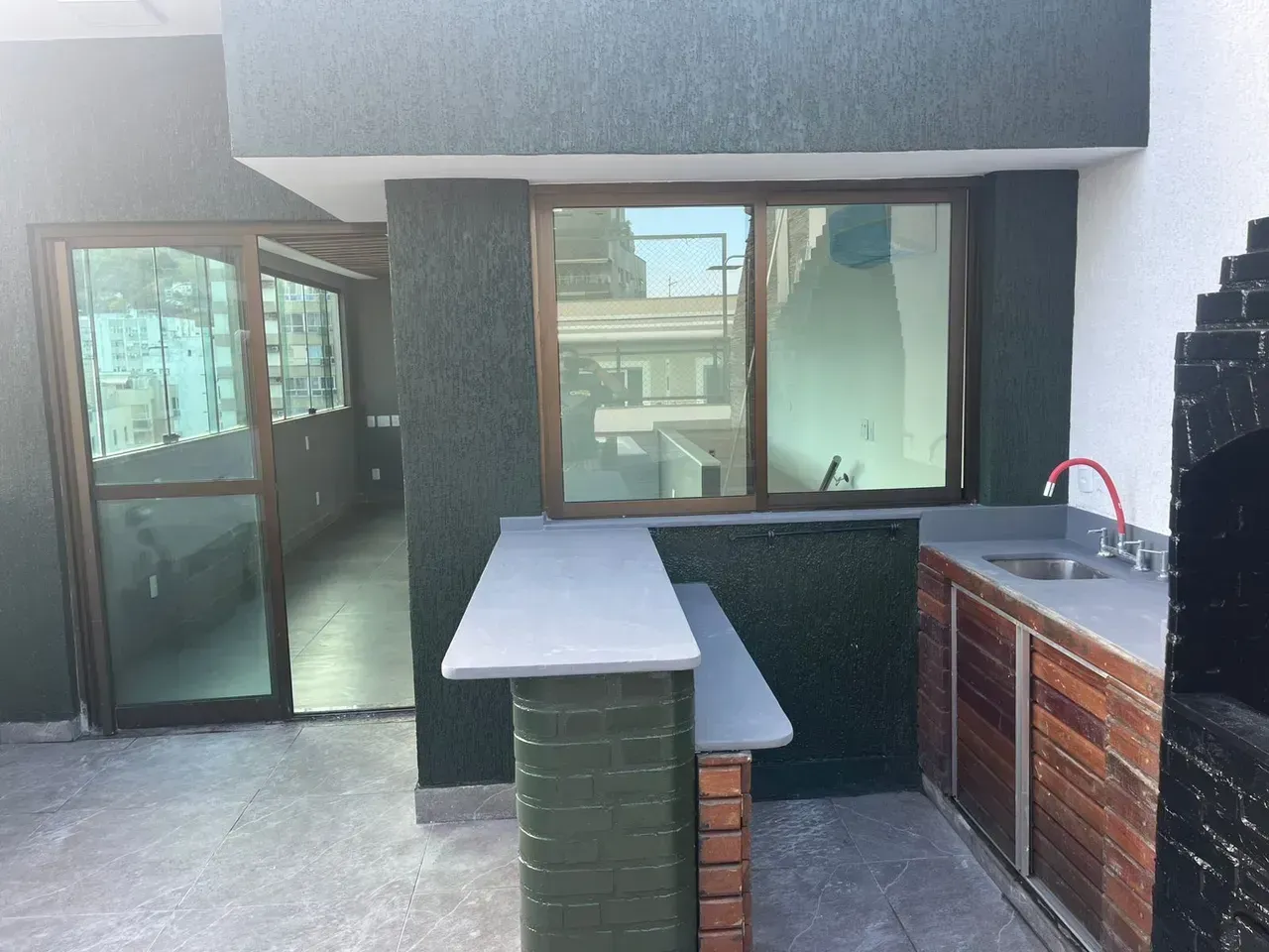 Apartment with 3 bedrooms and 5 bathrooms with view — photo 4