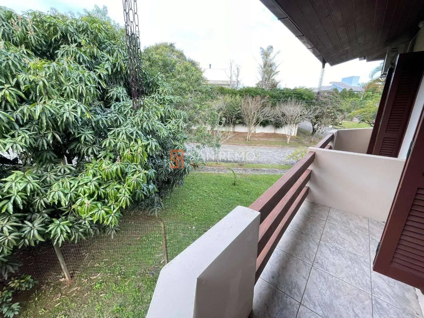 House with 4 bedrooms and 1 en-suite, 600 m² — photo 27