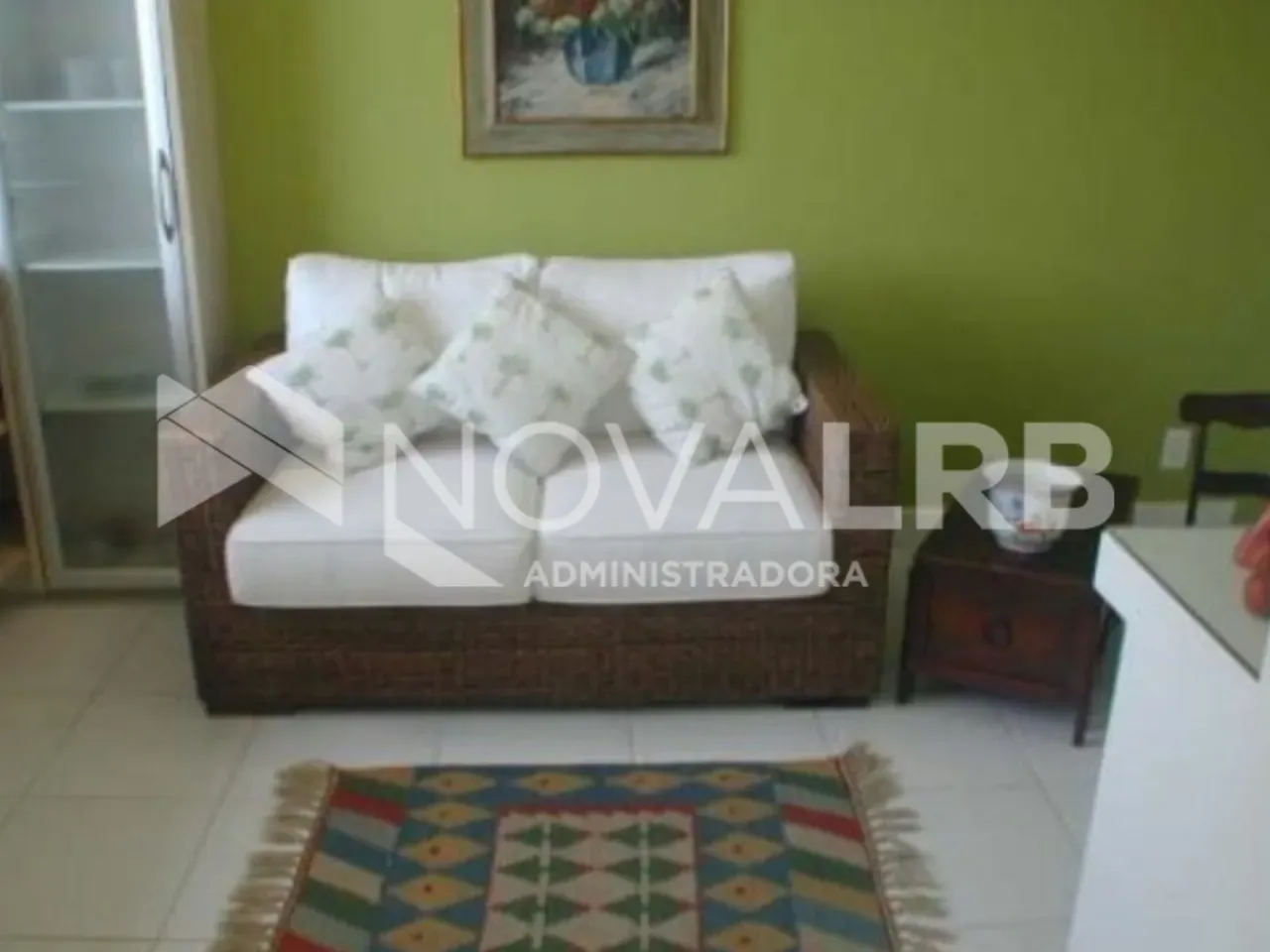 Furnished 1-bedroom apartment with no parking — photo 3