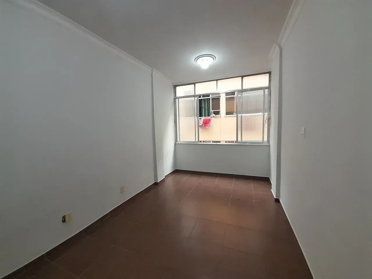 Estudio de 25 m² con 1 dormitorio y cocina con fogón