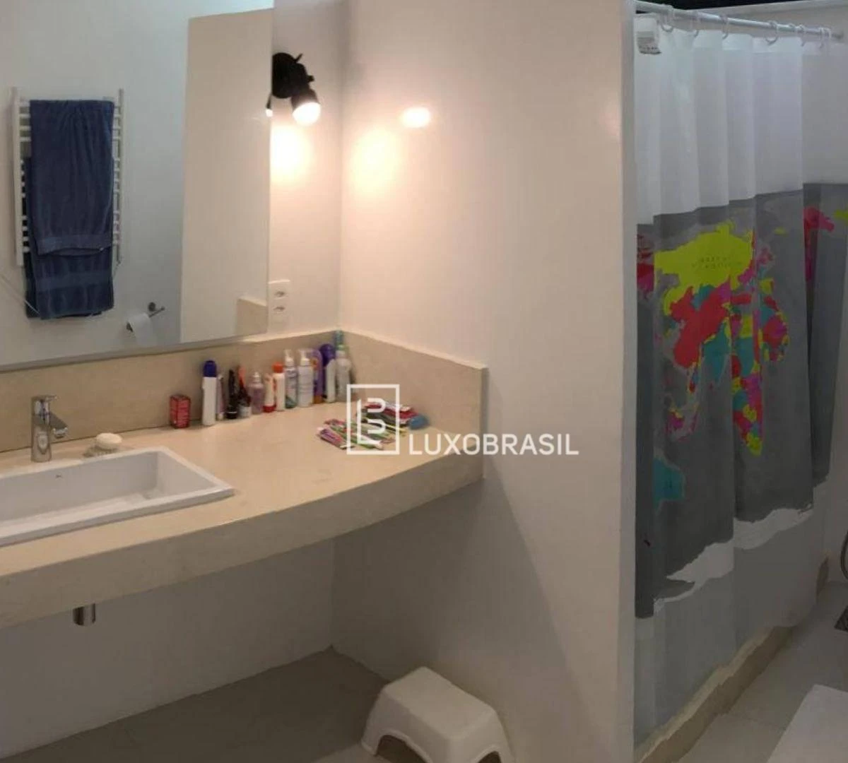 Casa sin muebles de 422 m², 3 dormitorios y 1 plaza — photo 21