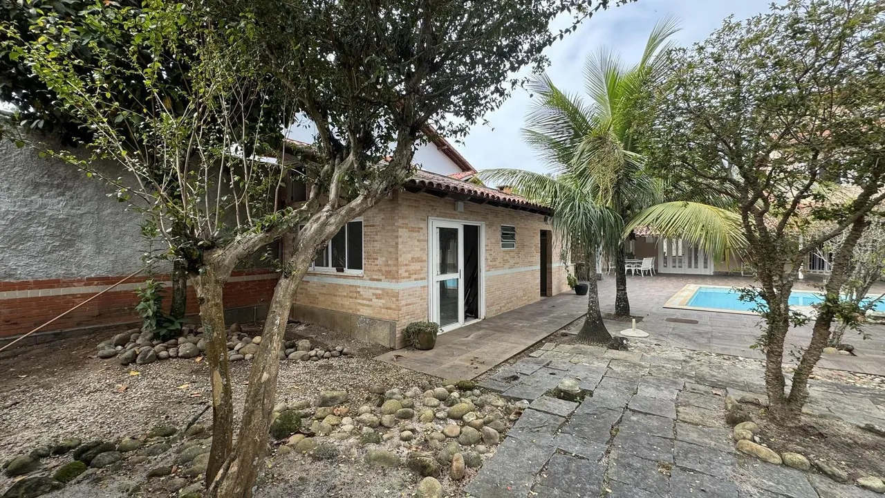 Casa sem mobília com 5 quartos e 5 banheiros — photo 17