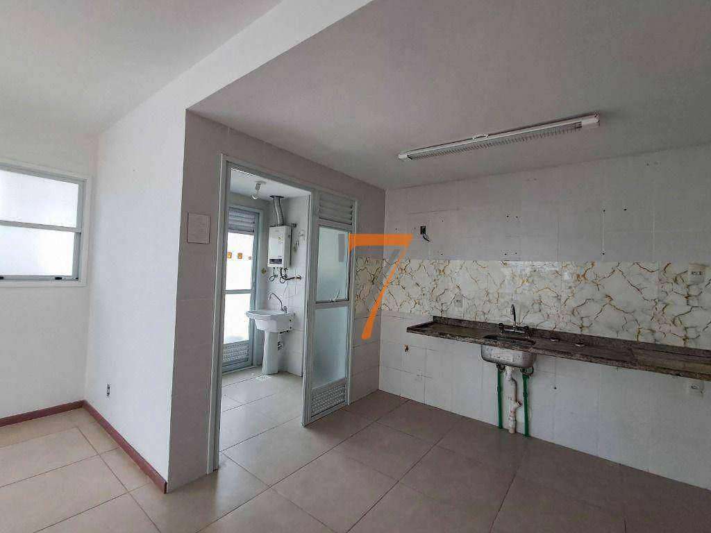 Apartamento sin amueblar con 3 dormitorios en suite — photo 3