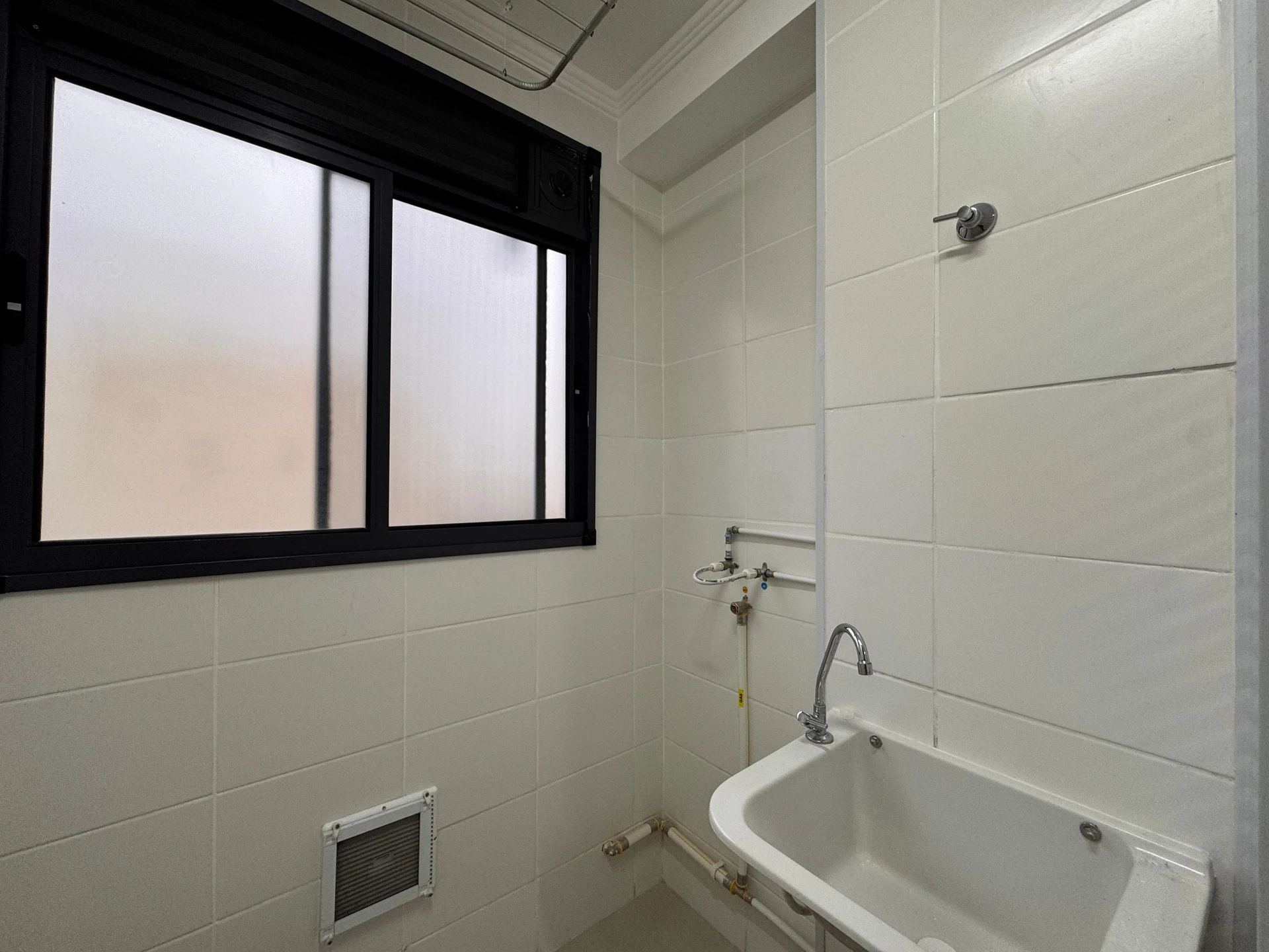 Apartment, 55 m², with wood or laminate floors — photo 26