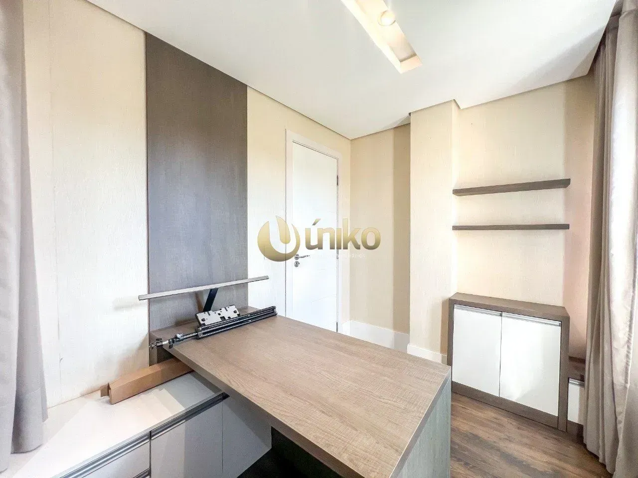 Будинок із 4 спальнями та балконом із грилем, Куритиба — photo 15