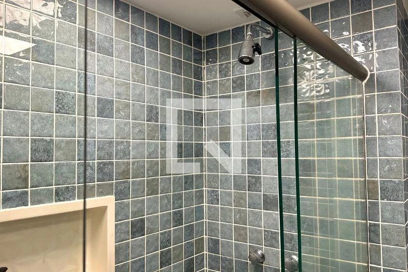 Furnished 90 m² apartment with 2 bedrooms and a pool — photo 44