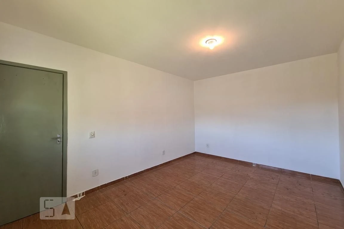 Unfurnished 1-bedroom apartment with 1 bath and no parking — photo 17