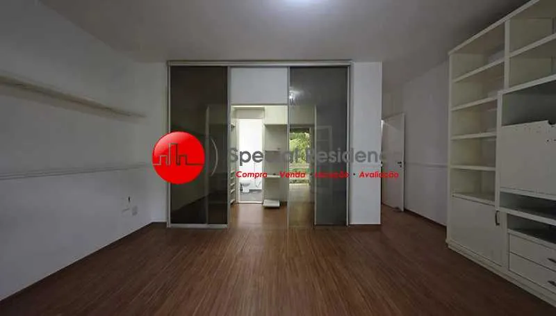 Furnished house with 6 bedrooms and 1000 m² — photo 15