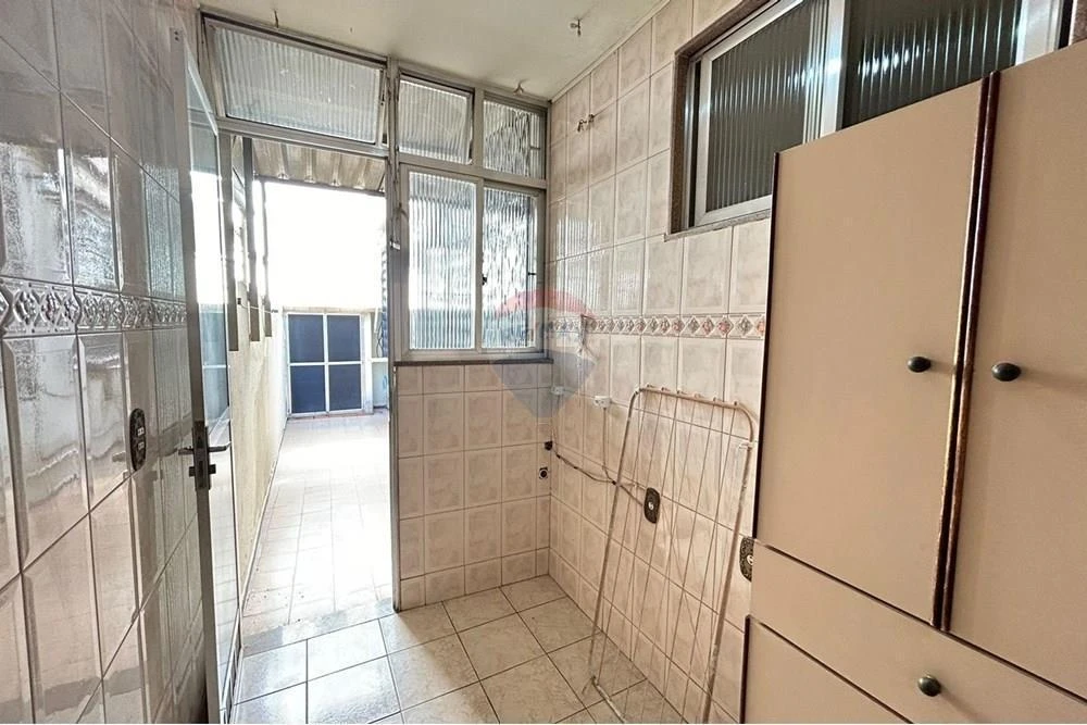 2-bedroom apartment with a separate kitchen — photo 16