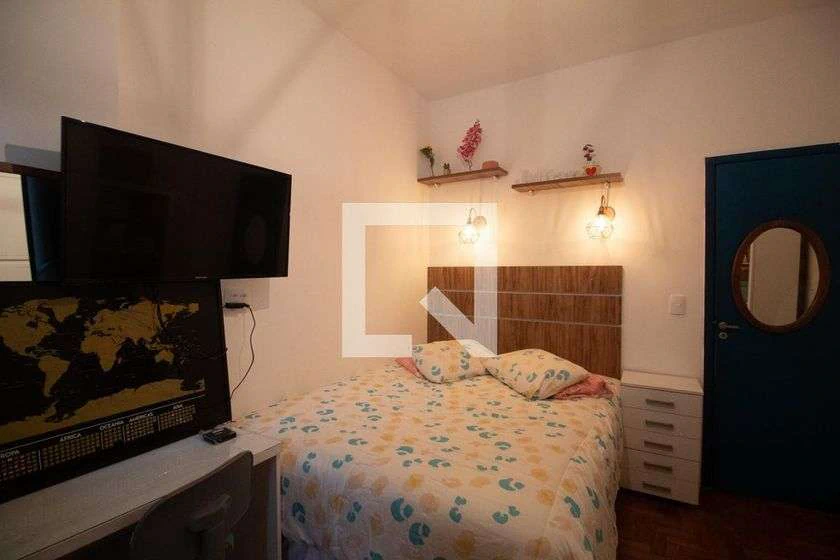 Furnished 67 m² apartment with 2 bedrooms and 1 bathroom — photo 3