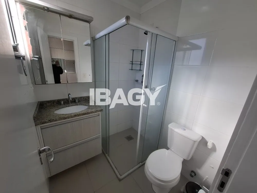 Apartamento mobiliado com 3 dormitórios e sacada envidraçada — photo 26
