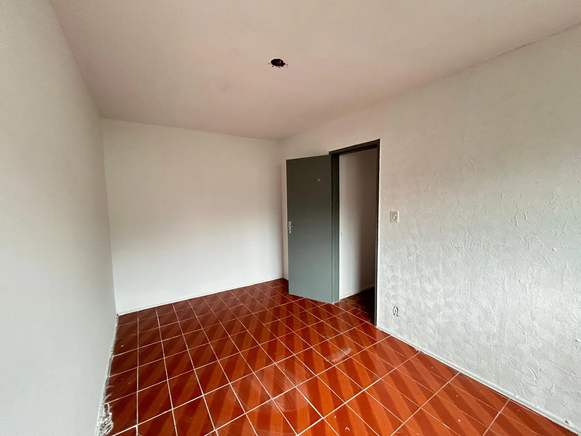 2-bedroom apartment with mountain views — photo 31
