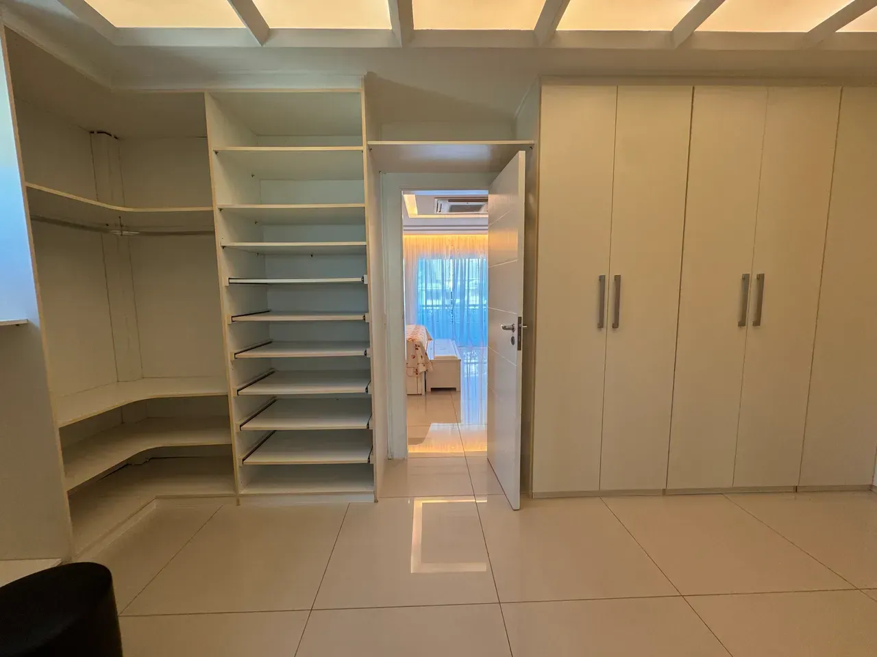 Furnished 800 m² house on the 4th floor with 8 parking spots — photo 30