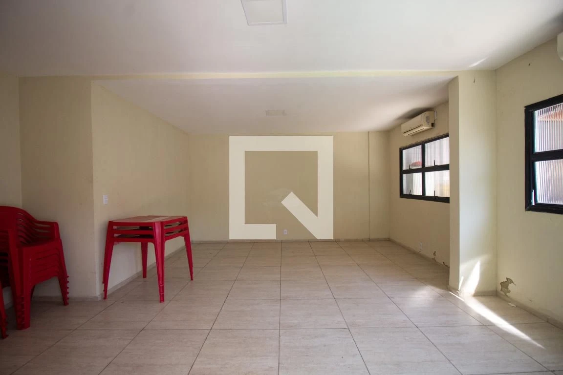 Floor-to-ceiling windows in a 3-bedroom apartment, 119 m² — photo 8