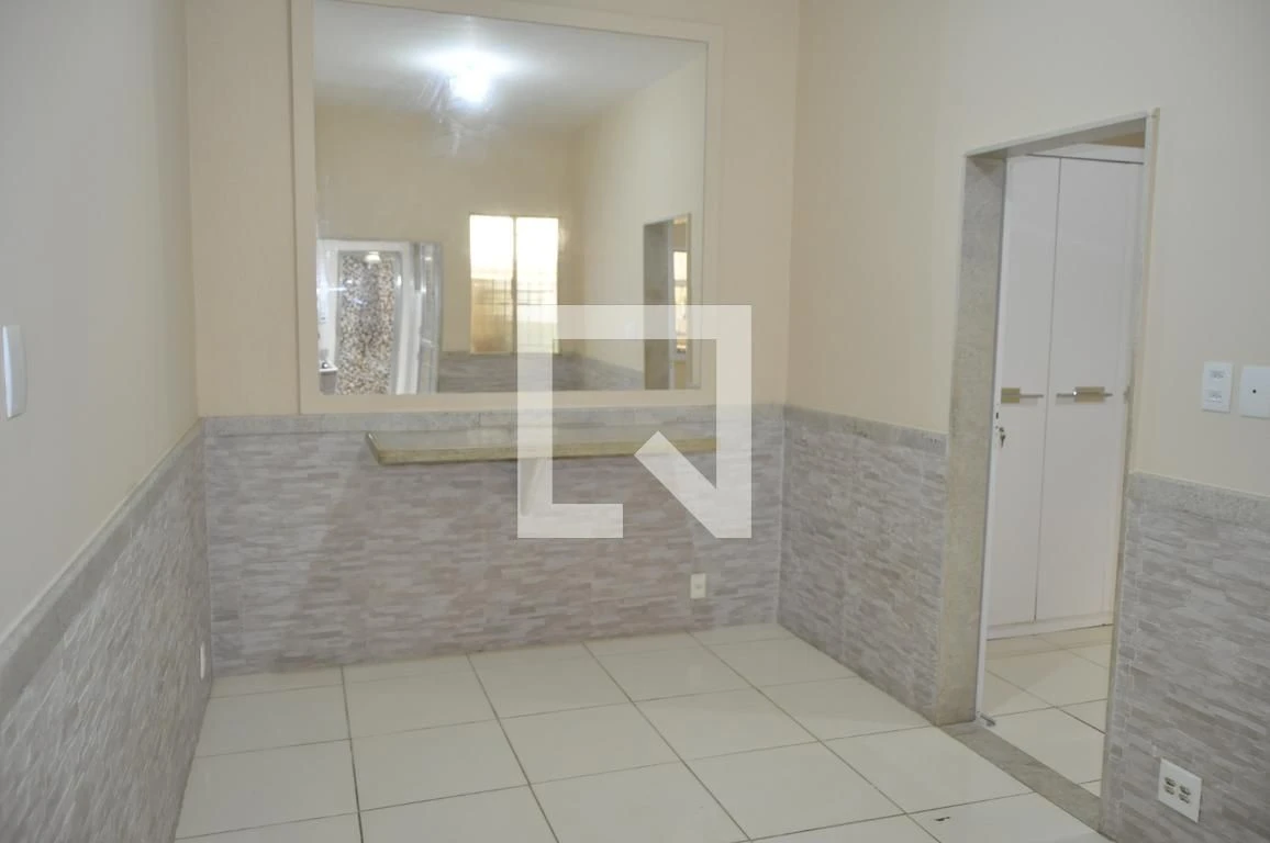 Garden in a one-bedroom house, 60 m² — photo 16