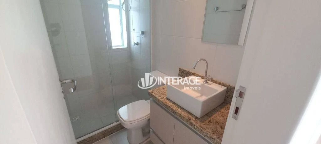 3-bedroom apartment with wood or laminate floors in Curitiba — photo 4