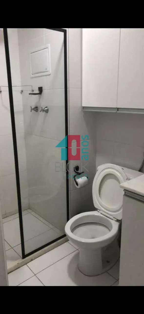 Furnished 2-bedroom apartment with 1 suite and balcony — photo 19