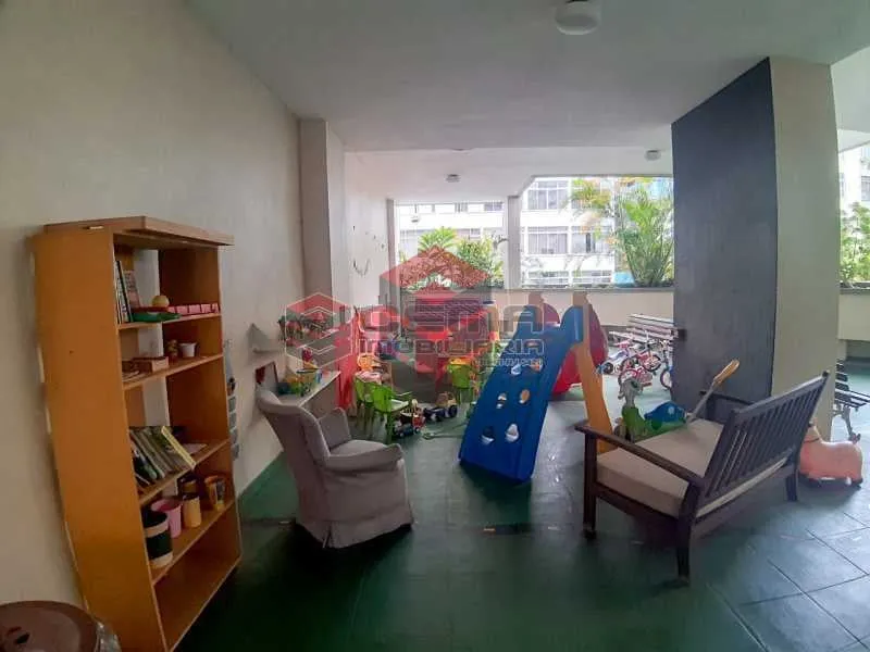 Дерев'яна підлога або ламінат та 1 спальня: квартира 60 м² — photo 14