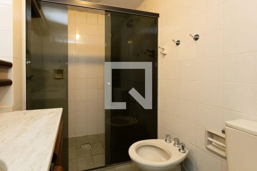 Apartamento de 4 quartos com varanda e 165 m² — photo 27