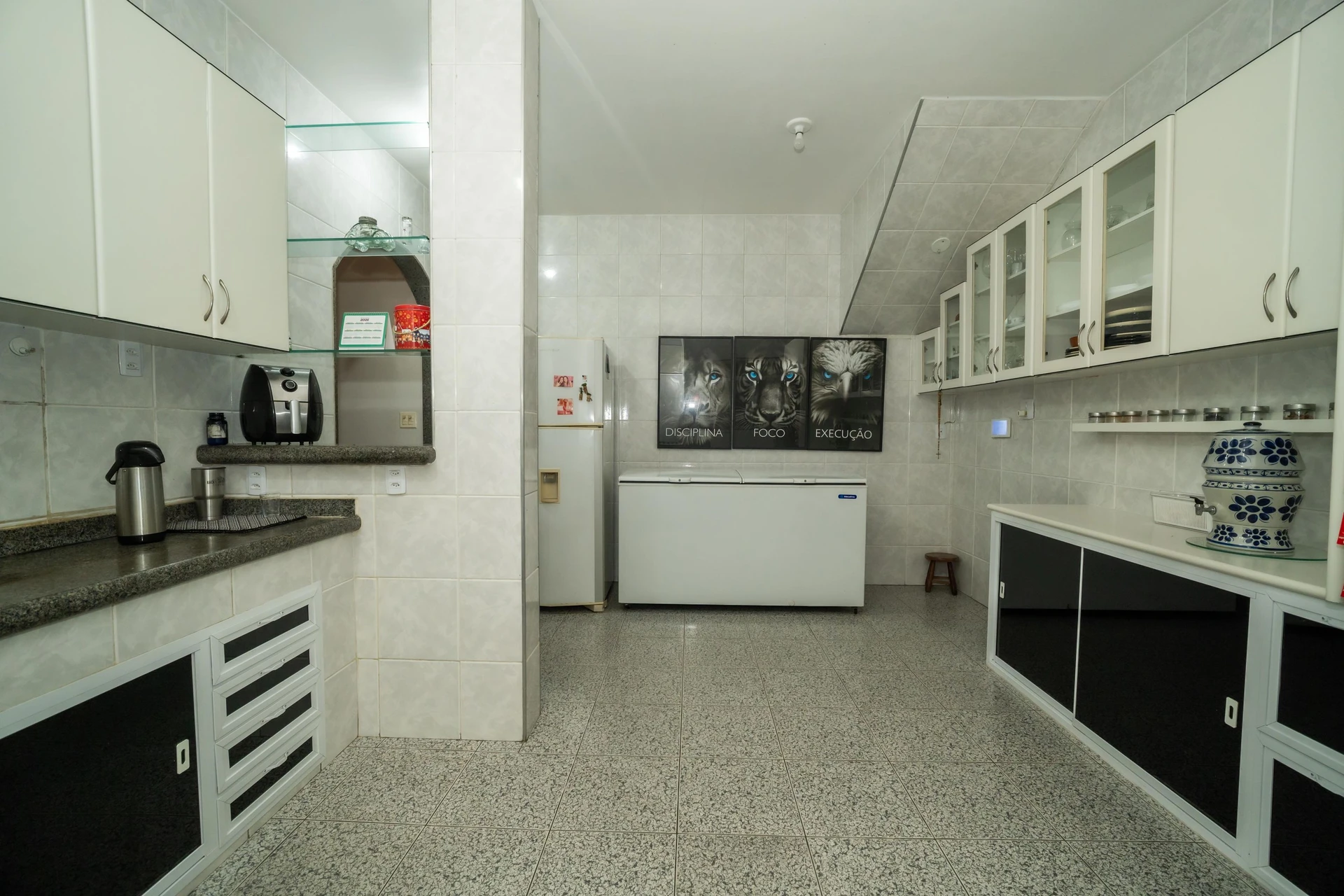 Furnished house, 449 m², with a jacuzzi — photo 26
