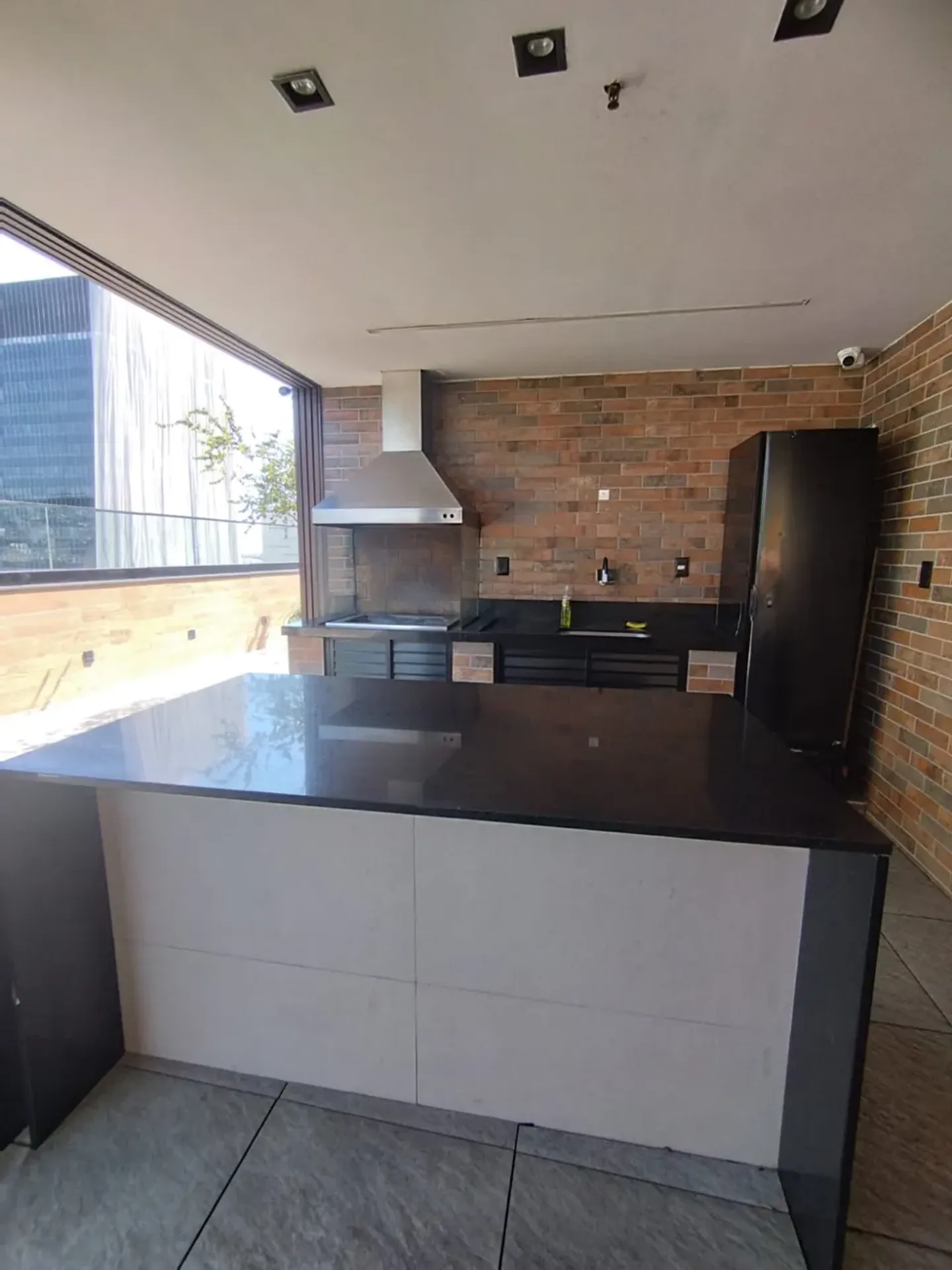 Furnished apartment with a compact cooking setup — photo 28