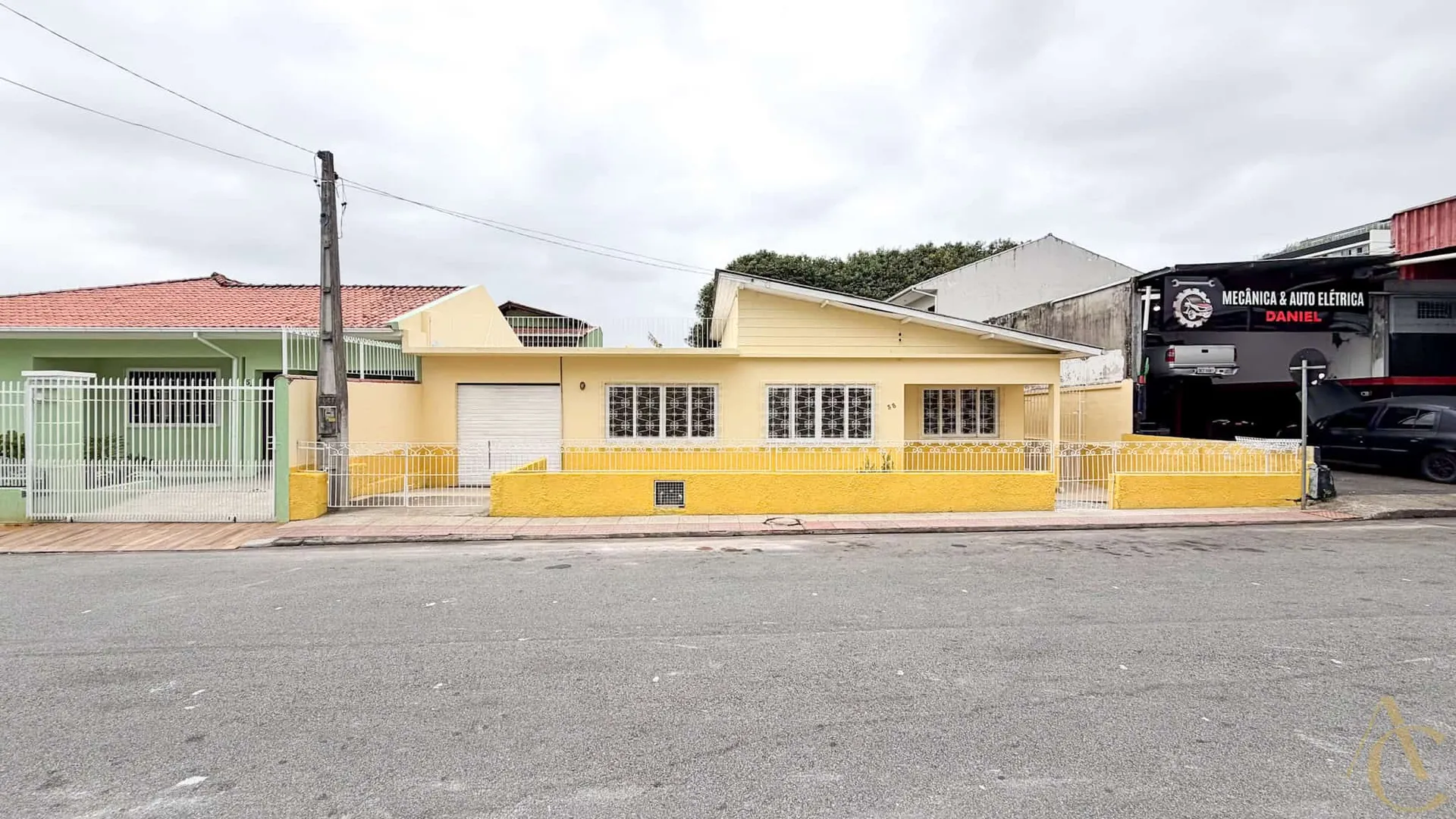Casa residencial com 4 quartos e 1 banheiro, 263 m² — photo 7