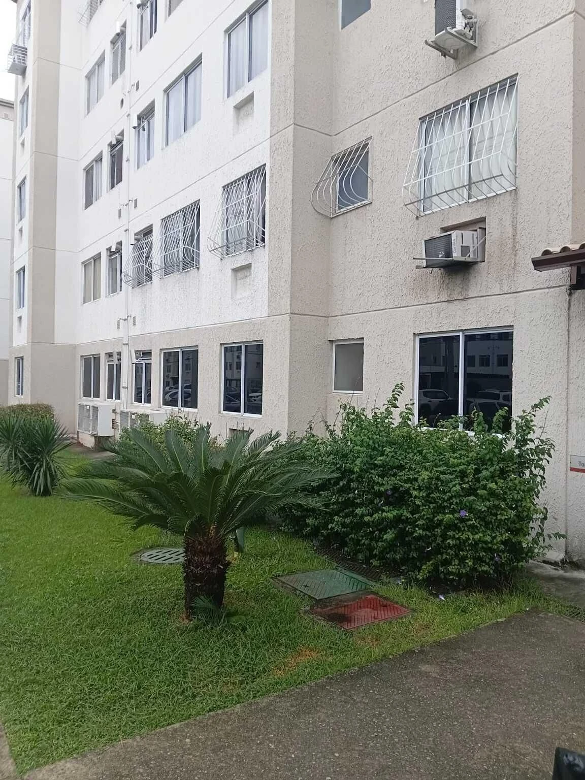 Apartamento amueblado de 2 dormitorios con ducha de vidrio — photo 42